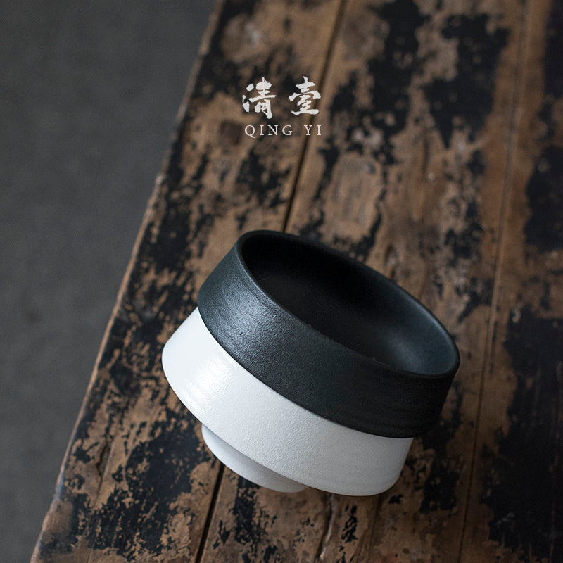 Brûleur d’Encens Zen en Céramique – Design Épuré et Fait Main